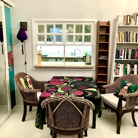 Szentkiralyi Art Studio *